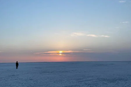 How to save money when traveling in India