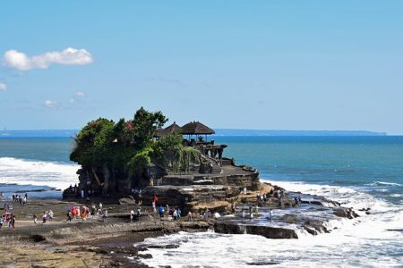 tanah-lot-temple-bali
